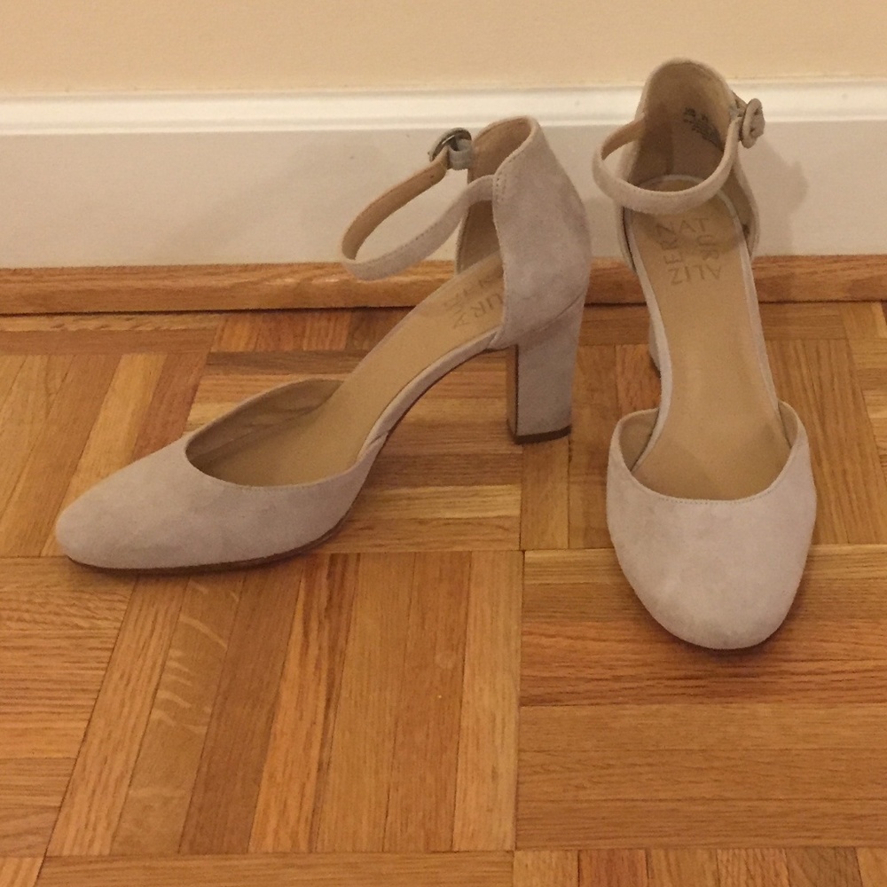 Gray suede Naturalizer pumps with ankle strap
